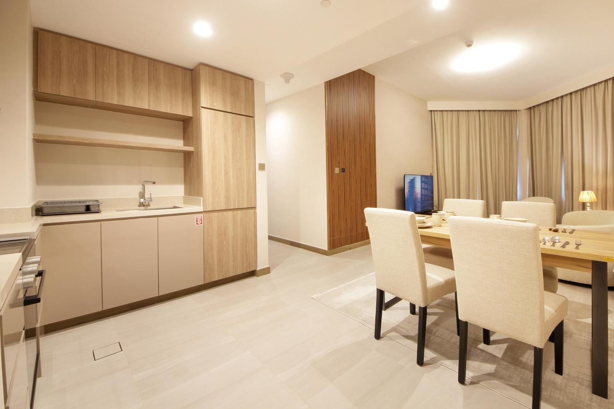 Stylish 2br By Missoni Near Mall * Dubai